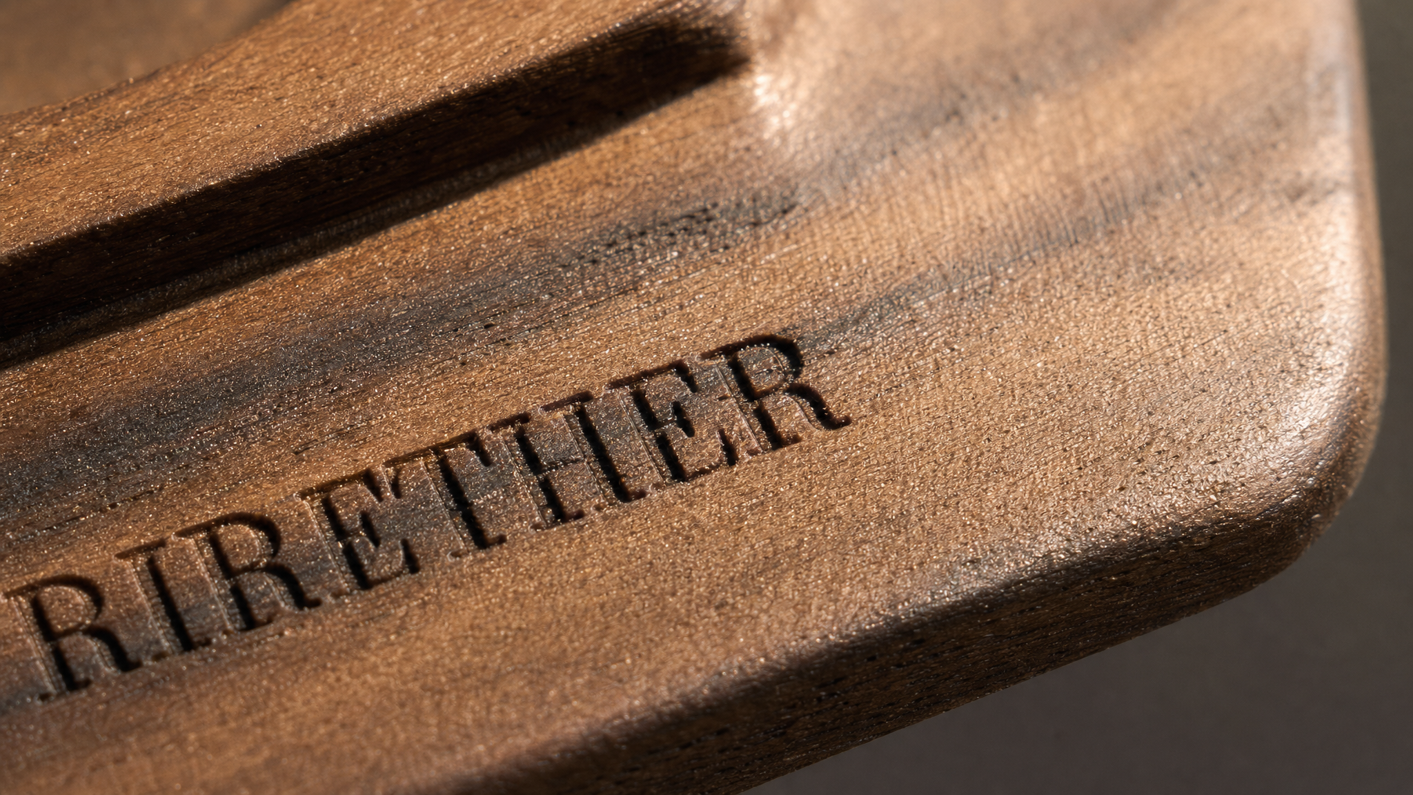 Amber Copper & Black Walnut: The Philosophy of RIRETHER’s Modern Aesthetic